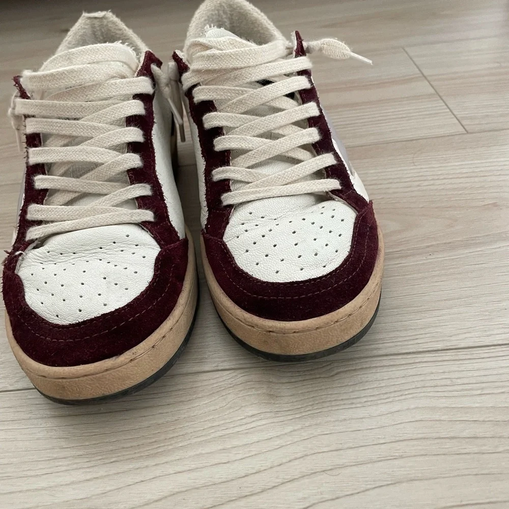 Golden Goose Women’s Ball Star Sneakers - Picture 4 of 8